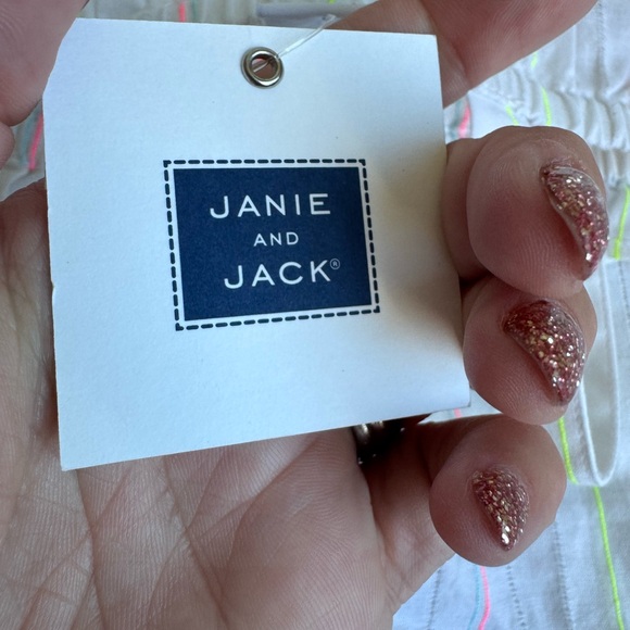 Janie & Jack Girl Baby 3-6 months NEW Romper Shortall‎ Ruffle White sparkle - Picture 4 of 6